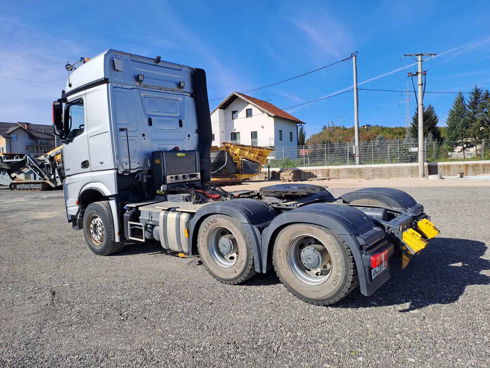 MERCEDES BENZ AROCS 2658 - Image 2