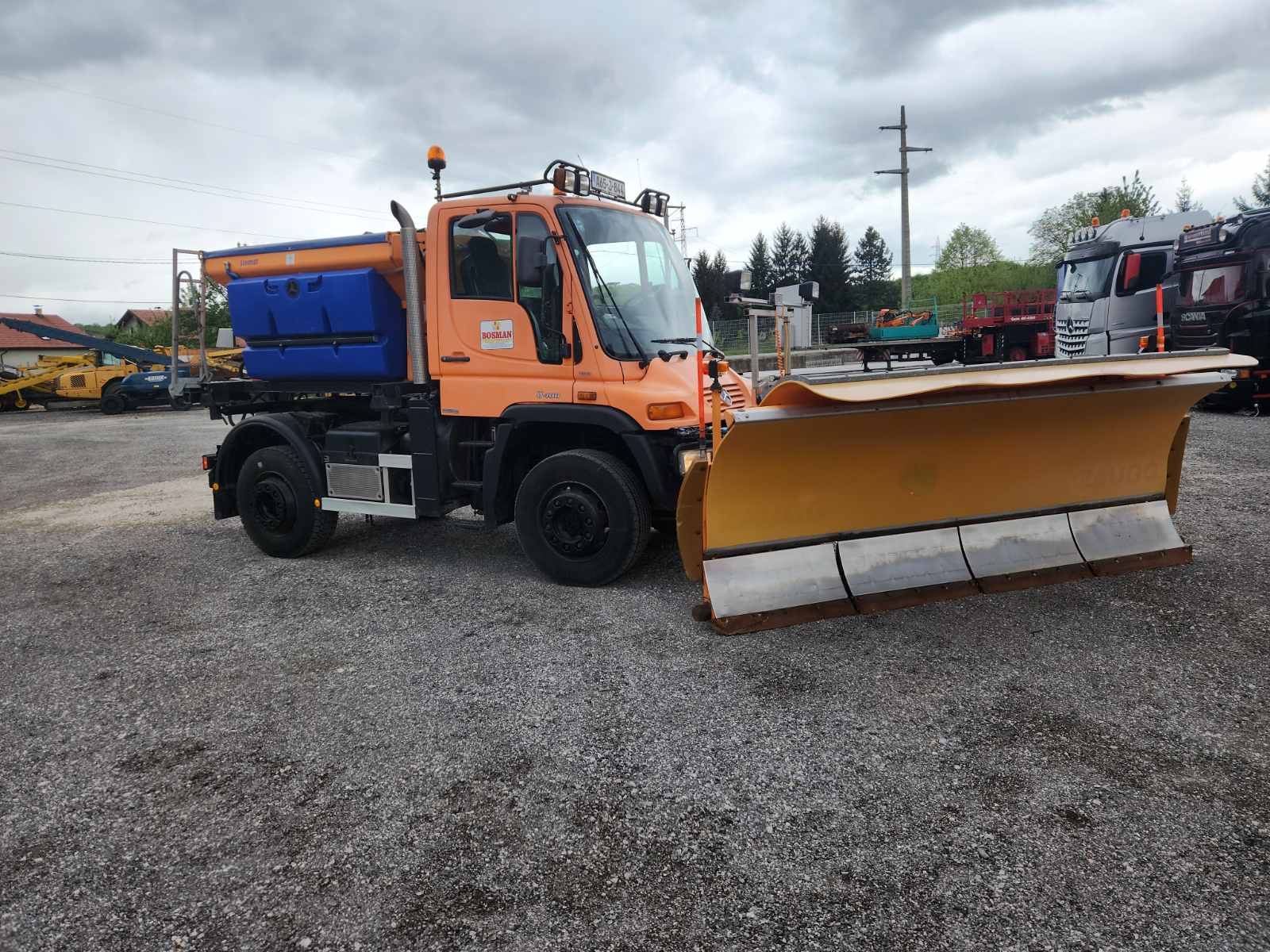 MERCEDES BENZ UNIMOG U 400 - Image 2