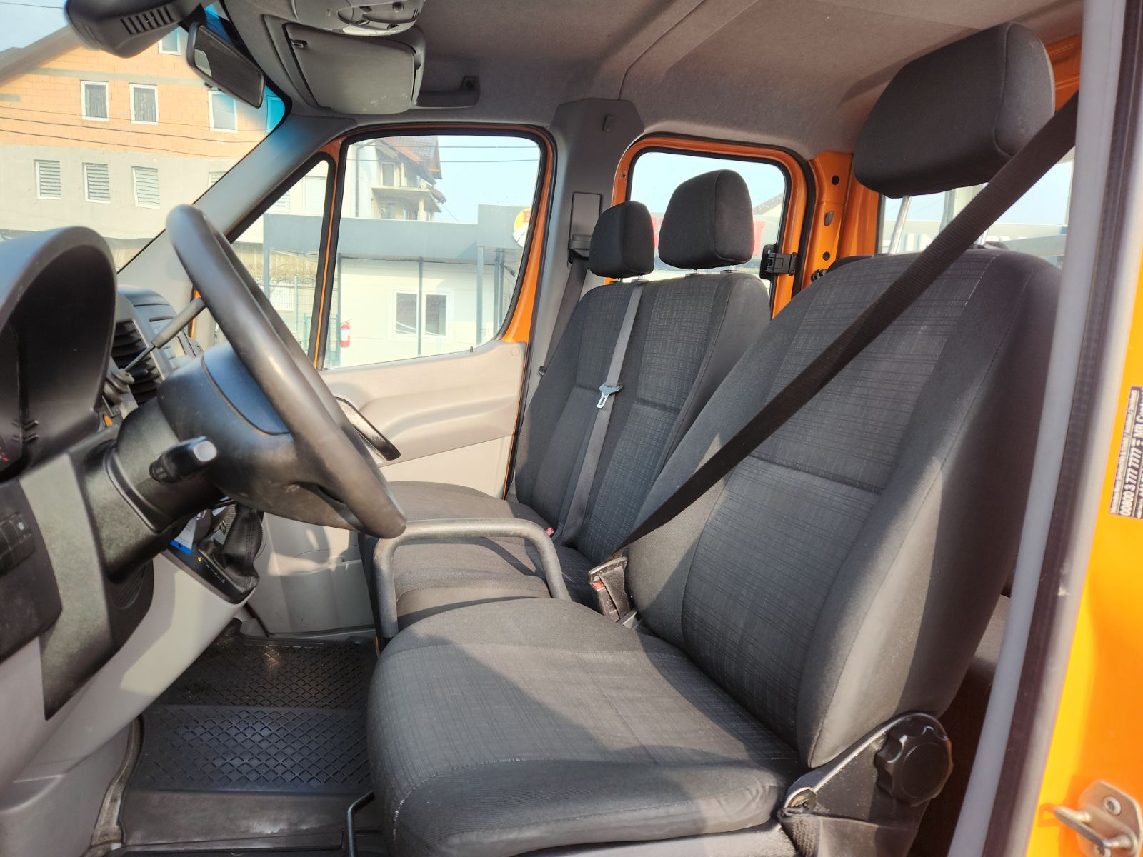 MERCEDES BENZ SPRINTER 519 CDI - Image 11