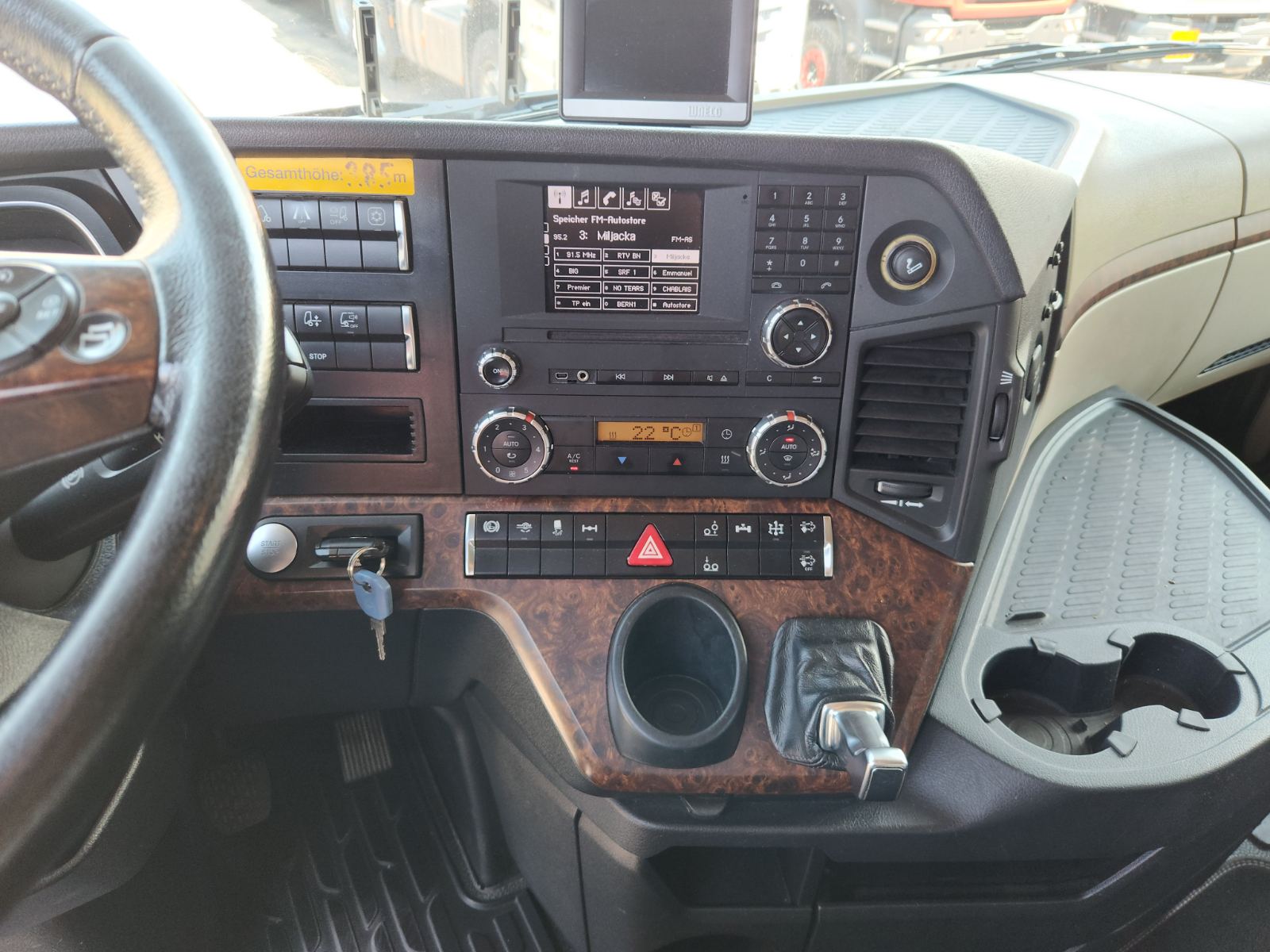 KAMION SA KRANOM - Image 12