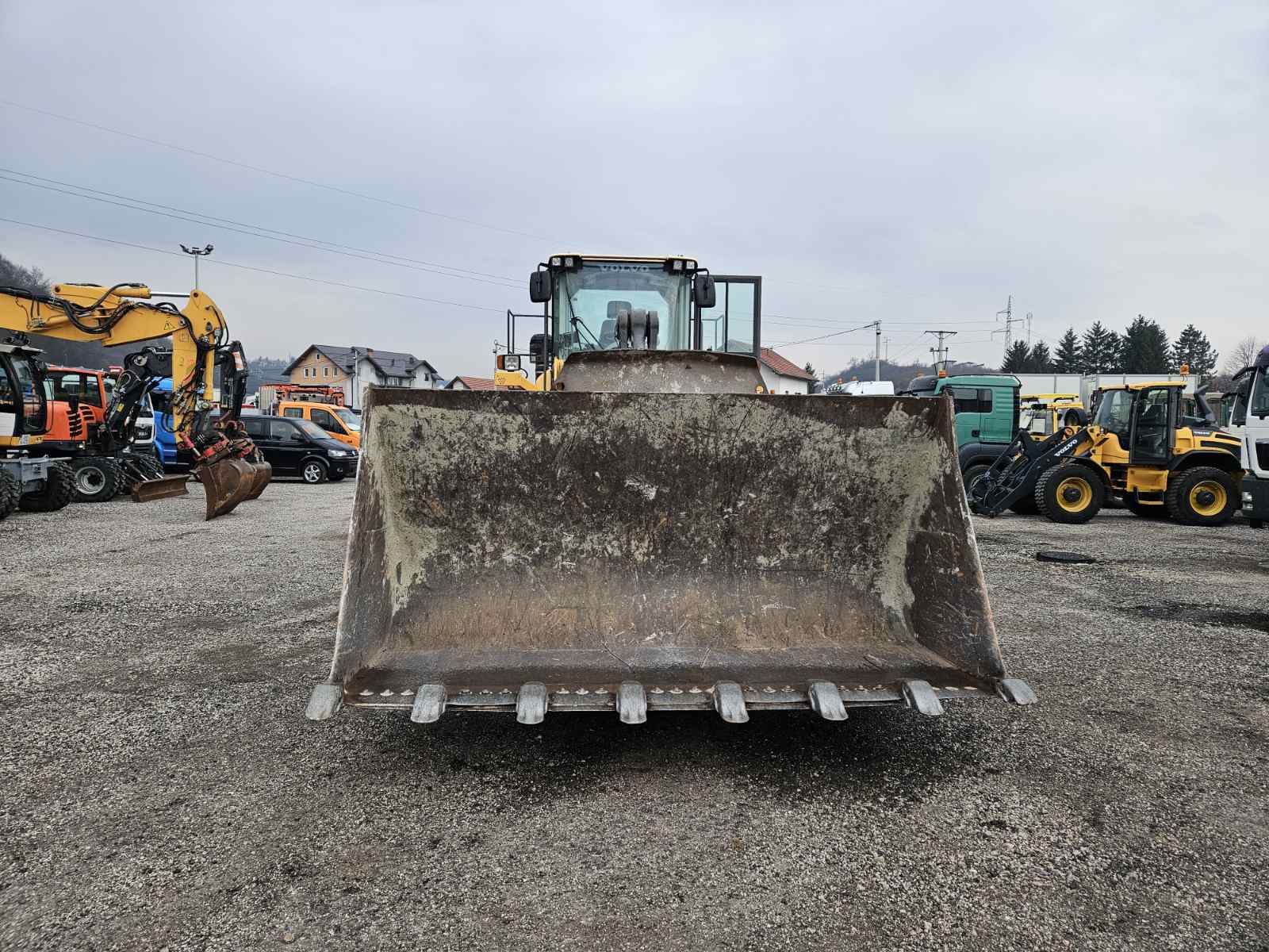 UTOVARIVAČ VOLVO L 180 G - Image 2