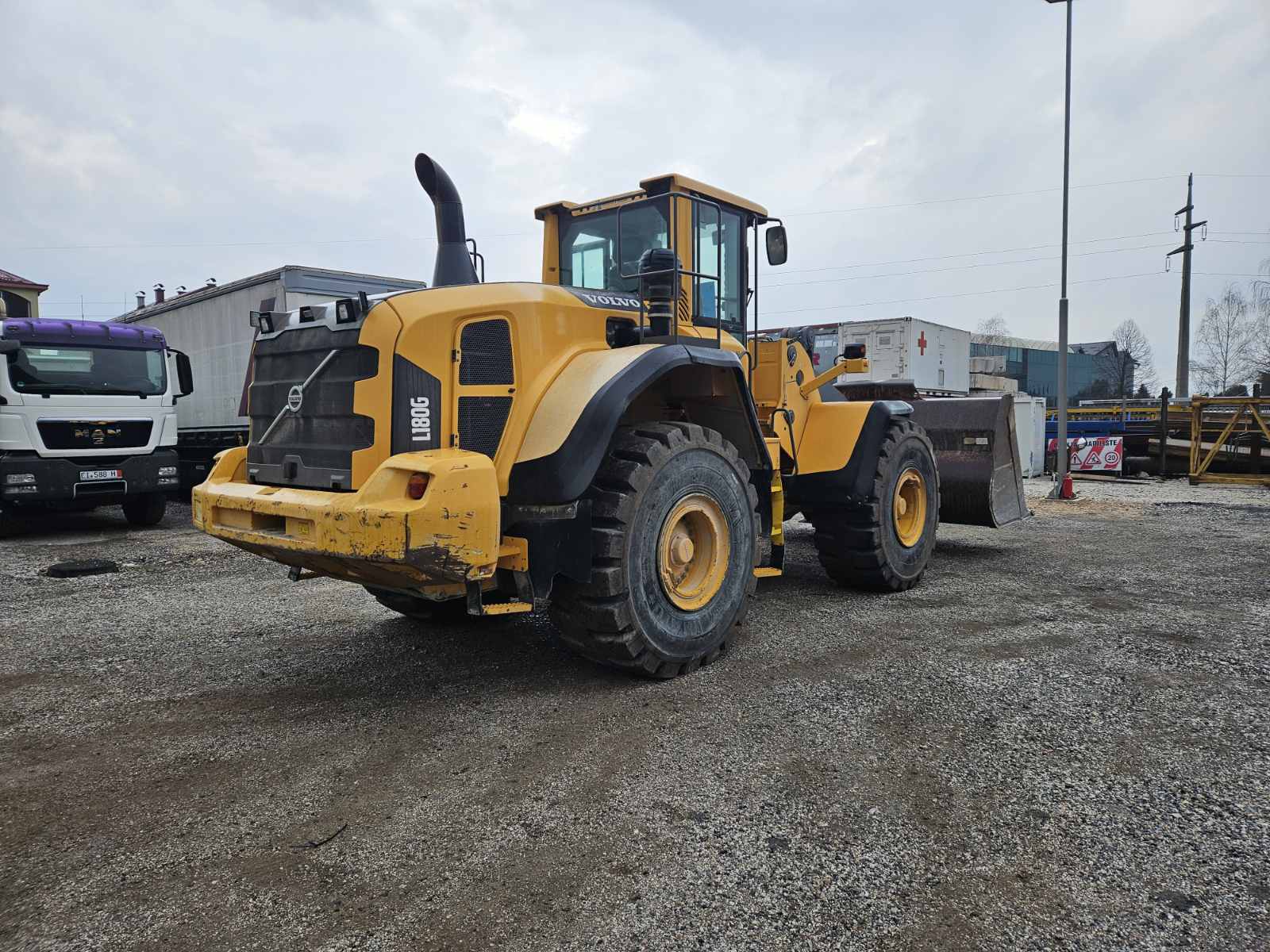 UTOVARIVAČ VOLVO L 180 G - Image 5