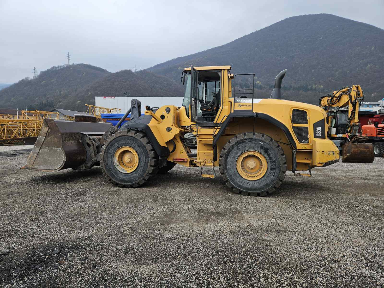UTOVARIVAČ VOLVO L 180 G - Image 8